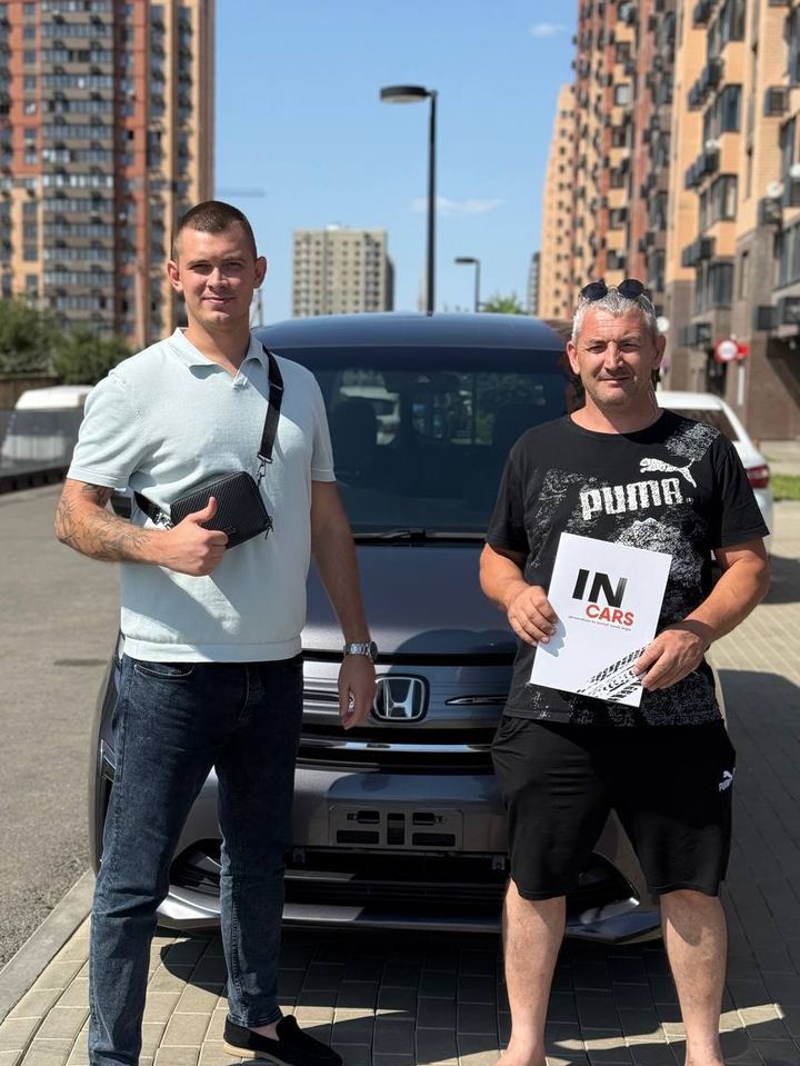 Выдача автомобиля клиенту InCars