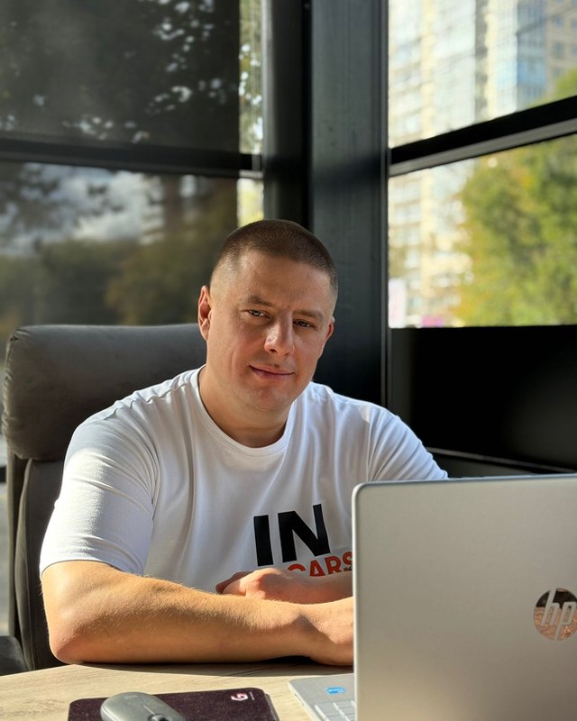 Илья Беляев, учредитель InCars